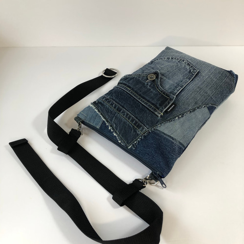 デニムのみでリメイク ウエストバッグ 一点物 ボディバッグ・ウエスト