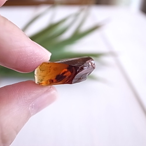 アンダラクリスタル ルートビアブラウン アメリカ・シェラネバダ産