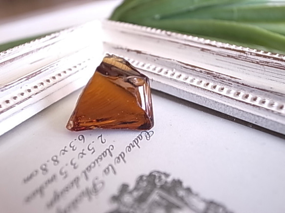 アンダラクリスタル ルートビアブラウン アメリカ・シェラネバダ産