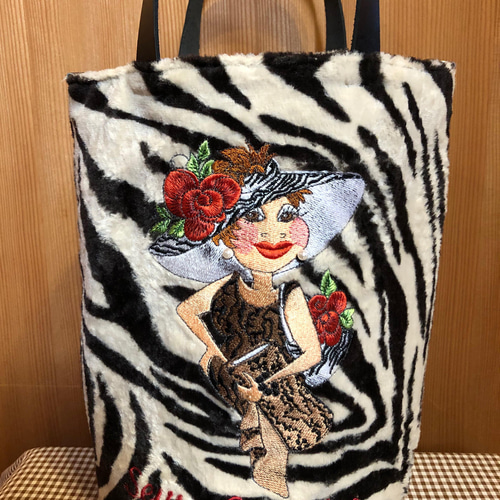 ロラライハリス 刺繍 バケツバッグ バケツバッグ minylog(刺繍で紡ぐ