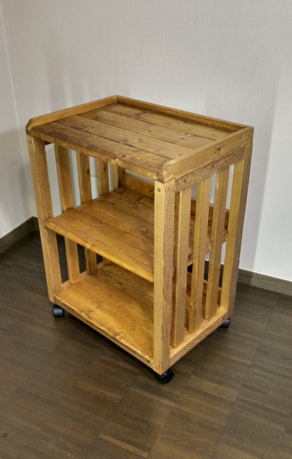 No63,【落ちない】ワゴン、シェルフ、棚、サイドテーブル・天板囲い枠