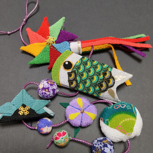 ちりめん細工 こどもの日の吊るし飾り 端午の節句さげもん 五月人形