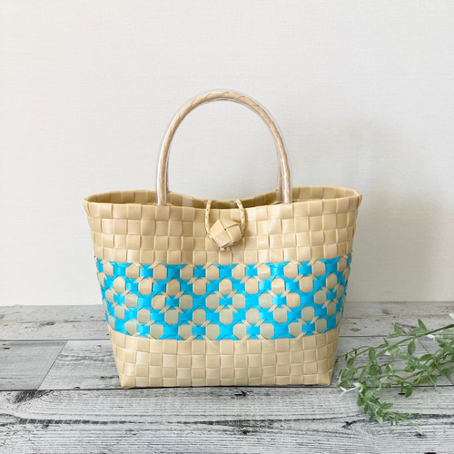 プラかごバッグ Mサイズ 花柄 ブルー系 プラカゴ ppバンド プラカゴ