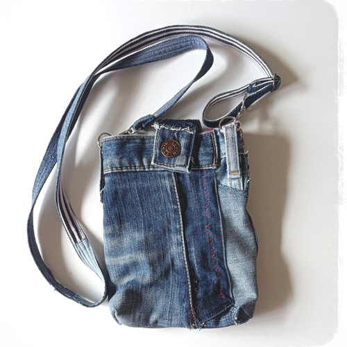 デニムリメイク スマホショルダー スマホポシェット・スマホポーチ