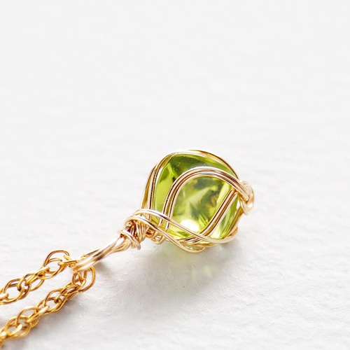 シュガーローフ ペリドット / 14kgf ワイヤーラップ ペンダントトップ