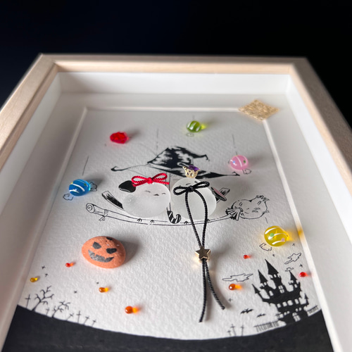 シーグラスアート『シマエナガ(ハロウィン)』 フレームアート/壁掛け