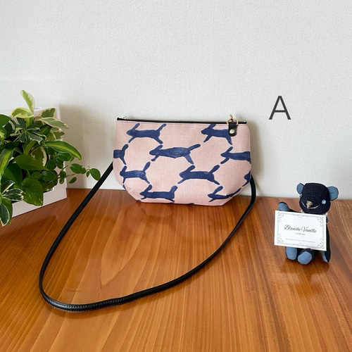 ミナ ペルホネン ハンドメイド ショルダーバッグ ラウンドポーチバッグ