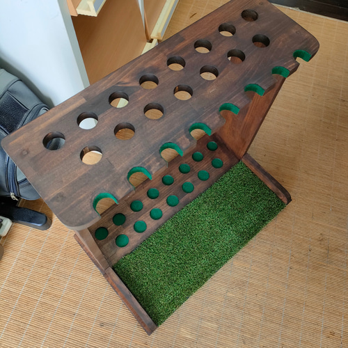 ゴルフクラブスタンド15本＋8(前立てかけ)【完成品】フェルト＆人口芝