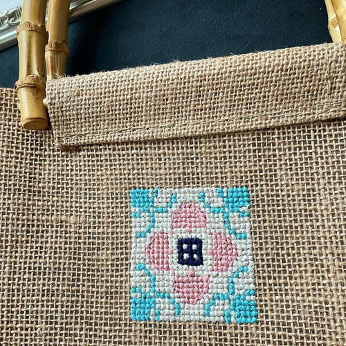 アレンジ自在！ バンブーハンドルのジュートバッグ オプションで刺繍も