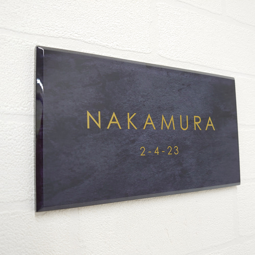 屋外対応】ステンレスブラック調アクリル表札＊透明4辺45度斜め