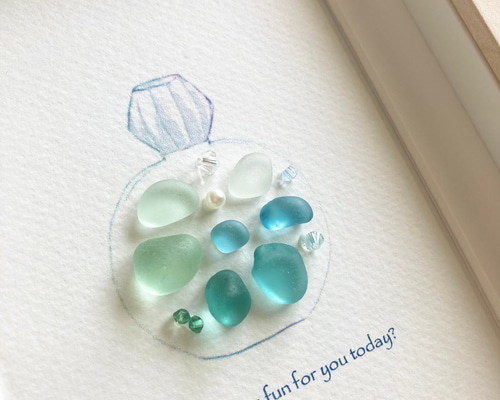 シーグラスの香水瓶・シーグラスアート・置物/壁かけ・インテリア小物