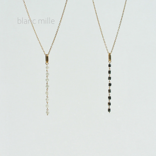 No.1825○*極小ダイヤモンド8 K18ペンダントトップ ○*18金 ブラック