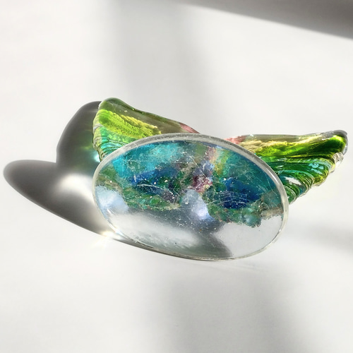 虹色 ガラスの翼 オブジェ 羽根 ガラスアート 羽根 ガラス工芸 七色虹