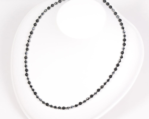 肩こり、血行促進におしゃれな磁気ネックレス 国産天然シリカ鉱石