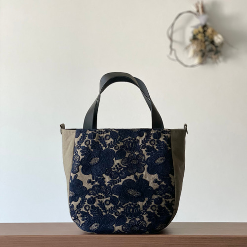 再販⚮̈ミナペルホネン smile flower×tambourine まるっこトート