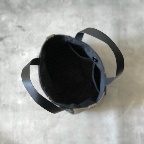 再販⚮̈ミナペルホネン smile flower×tambourine まるっこトート