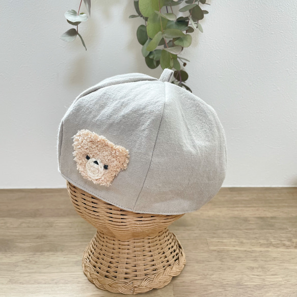 くまちゃん刺繍のキッズベレー帽 くすみカラー 帽子(ベビー・キッズ