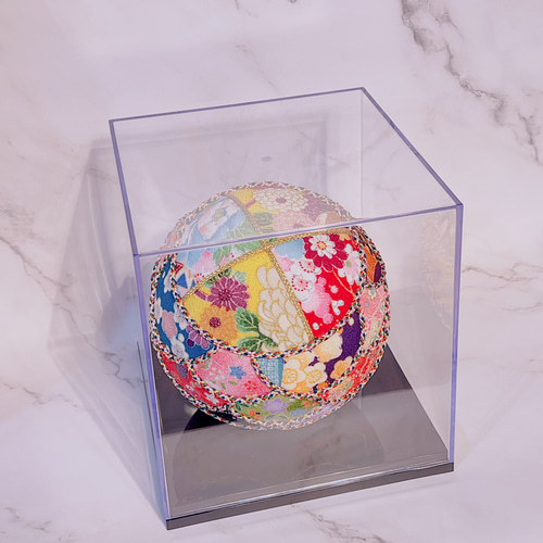 期間限定値下げ】手毬 飾りケース付き 大型15cm 鈴入り ディスプレイ