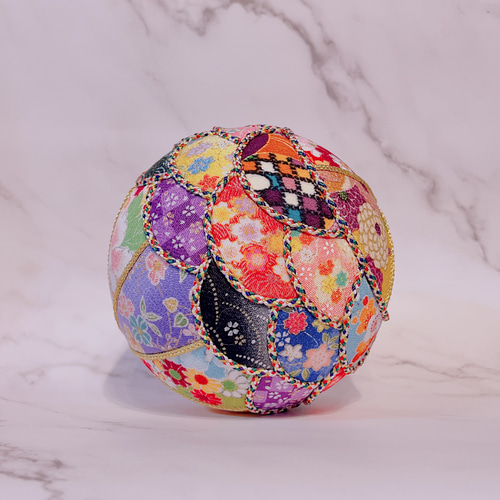 期間限定値下げ】手毬 飾りケース付き 大型15cm 鈴入り ディスプレイ