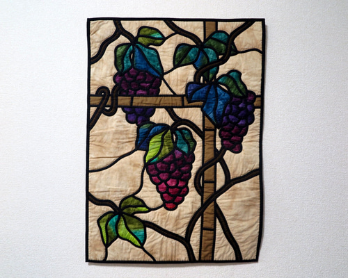 ステンドグラスキルト葡萄のタペストリー タペストリー・壁掛け Quilt