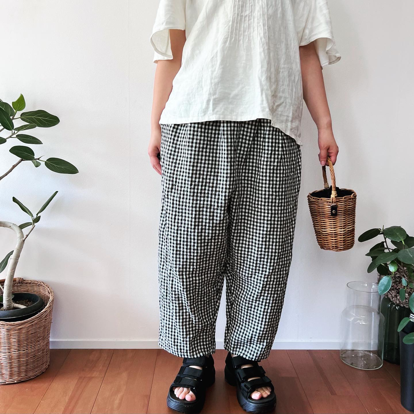 チェック柄　リネンタックワイドパンツ　ロングキュロット　サイズ2 45R