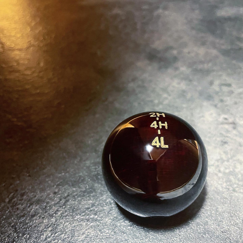 JB64/JB74ジムニー トランスファーノブ丸型 艶あり 木材・板 yubism