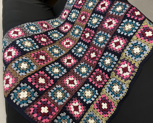 送料無料】手編み モチーフ ブランケット カラフル ラメ入り ひざ掛け