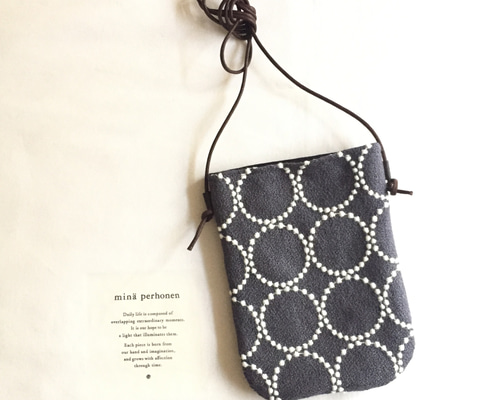 再販です 斜め掛けスマホショルダーポシェットminäperhonen tambourine