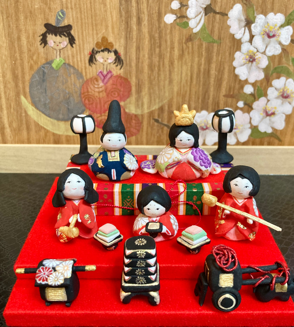 ミニチュア雛人形三段飾り 粘土細工 桐箱入り ひな人形・雛飾り 楓