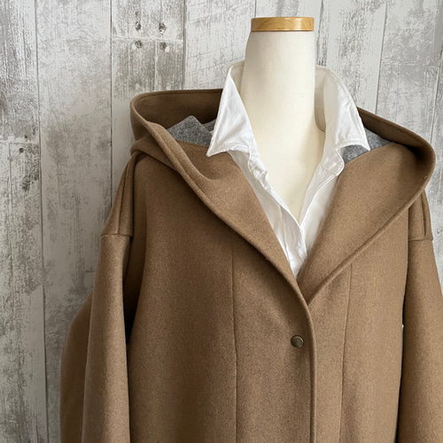 秋冬上質なめらかベージュリバーシブルニットウール混フード付きロング