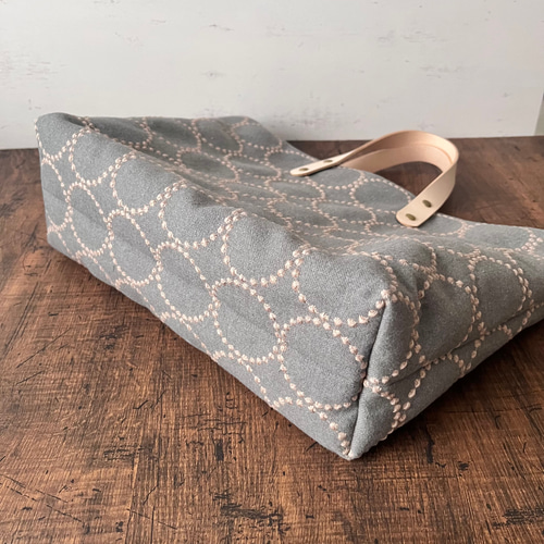 Lサイズ A4サイズ対応 ミナペルホネン dop タンバリン 機能的なトート