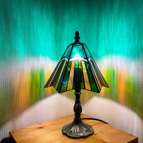 ストライプ（ステンドグラスのテーブルランプ）グリーン×オレンジ