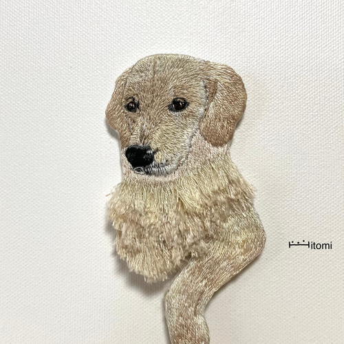 犬刺繍のブローチ【ゴールデンレトリバー】 ブローチ hitomi tukada