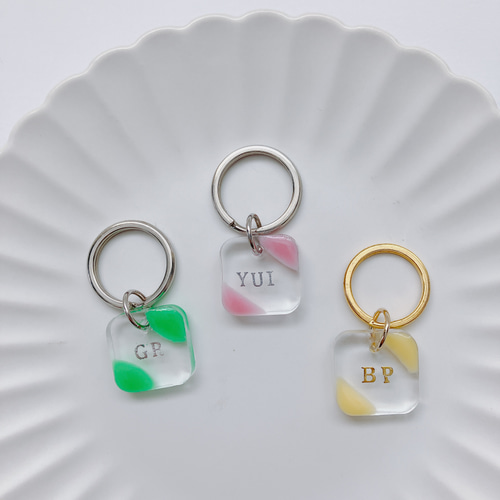 送料無料】ぷっくりデザインのクリアチャーム【名入れ/名前入れ