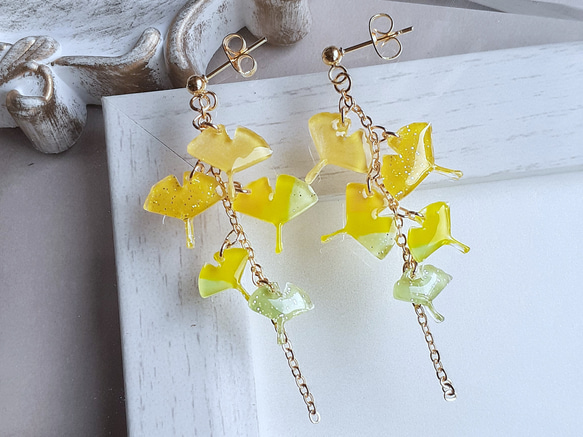 イチョウのピアス(イヤリング) ピアス（スタッド・一粒） Sei.w 通販