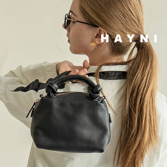 2way/本革 コロンとした可愛いフォルムのショルダーバッグ 軽量