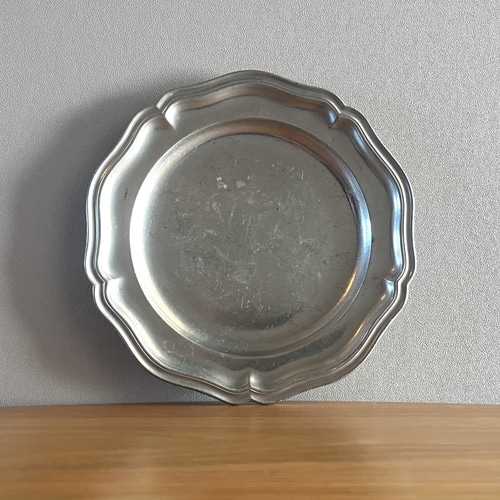 フランスの古い花リムピュータープレート エタン フランス