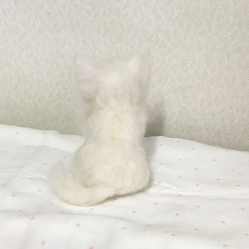 白いチワワ＊羊毛フェルト＊犬＊チワワ＊可愛い 羊毛フェルト moco3871