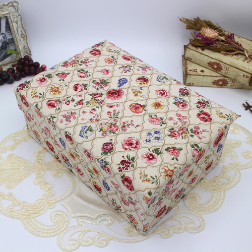 受注制作】カルトナージュ♪ 2段ツールボックス / 裁縫箱