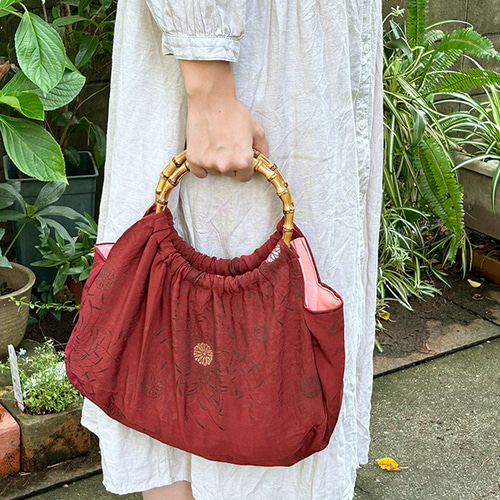 着物リメイクバッグ【バンブーハンドルバッグ えんじ 菊】大正ロマン