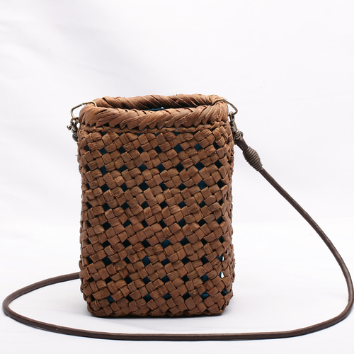 国産】山葡萄の蔓（つる）スマホポシェット 籠バッグ ショルダーバッグ