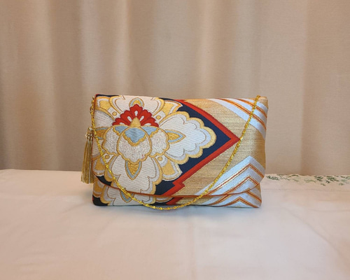 Creema SPRINGS 】和風模様アンティーク着物帯の2waysクラッチバッグ
