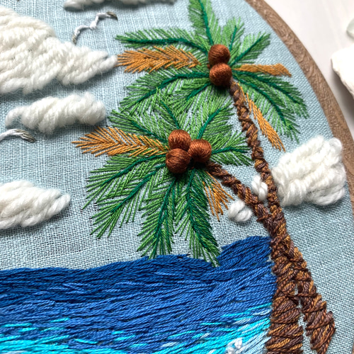 受注製作》Summer Sea 夏雲の向こうに 手刺繍タペストリー