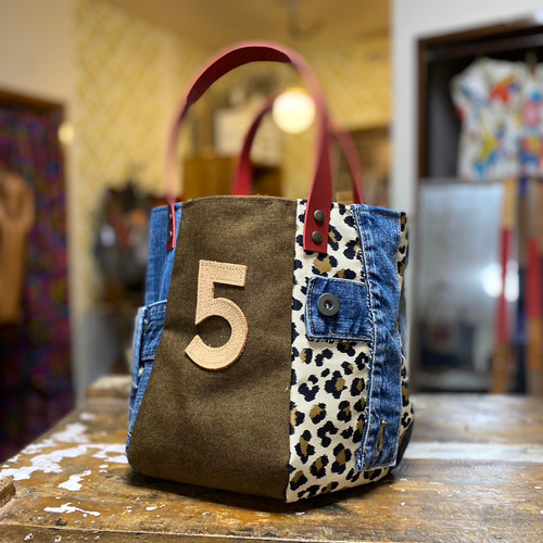 新作♪360度かわいい6面トートバッグ：デニムリメイク×本革持ち手