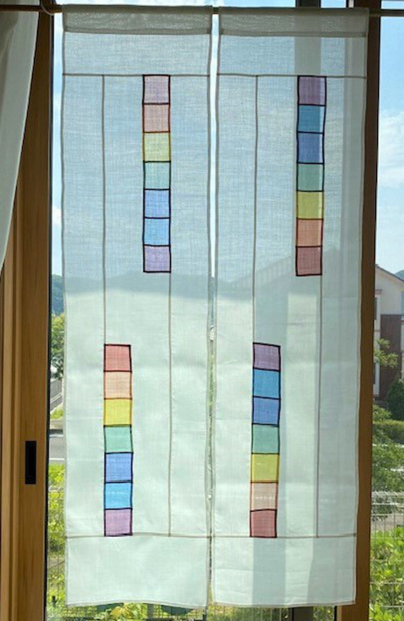 ポジャギの暖簾タペストリー にじ色 カーテン Mujige むじげ 通販