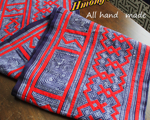 モン族伝統織物 藍染め 生地 刺繍 アップリケ テーブルクロス