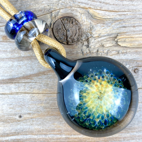 Fume Dot Glass Implosion ボロシリケイトガラスペンダント WITF40