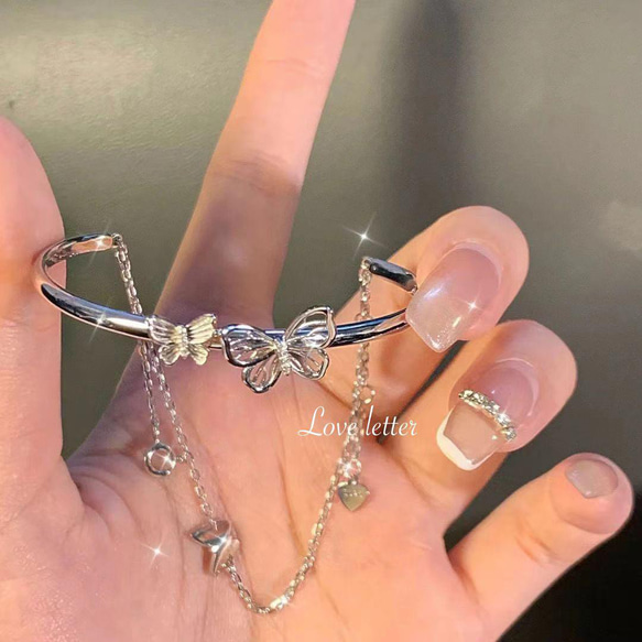 バタフライチェーン2連ブレスレット シルバー 韓国 蝶々 地雷
