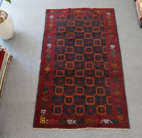 180×105cmトライバルラグ ヴィンテージラグ 手織り ペルシャ バルーチ