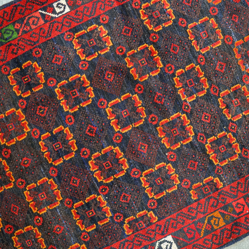 180×105cmトライバルラグ ヴィンテージラグ 手織り ペルシャ バルーチ